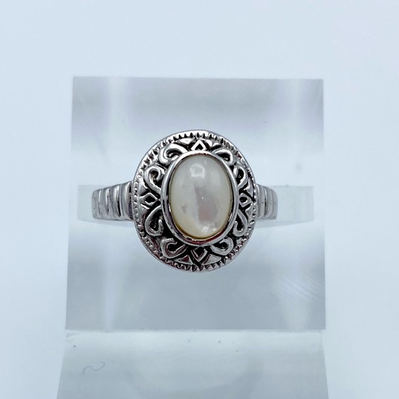 Faux White Opal Ornate Round Rhodium Plated Silver Tone Ring - Picture 6 of 12